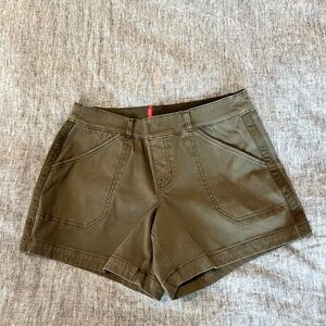 Spanx Stretch Twill Shorts (Olive)